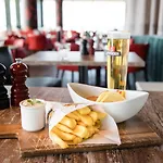 Aja Warnemünde 4*