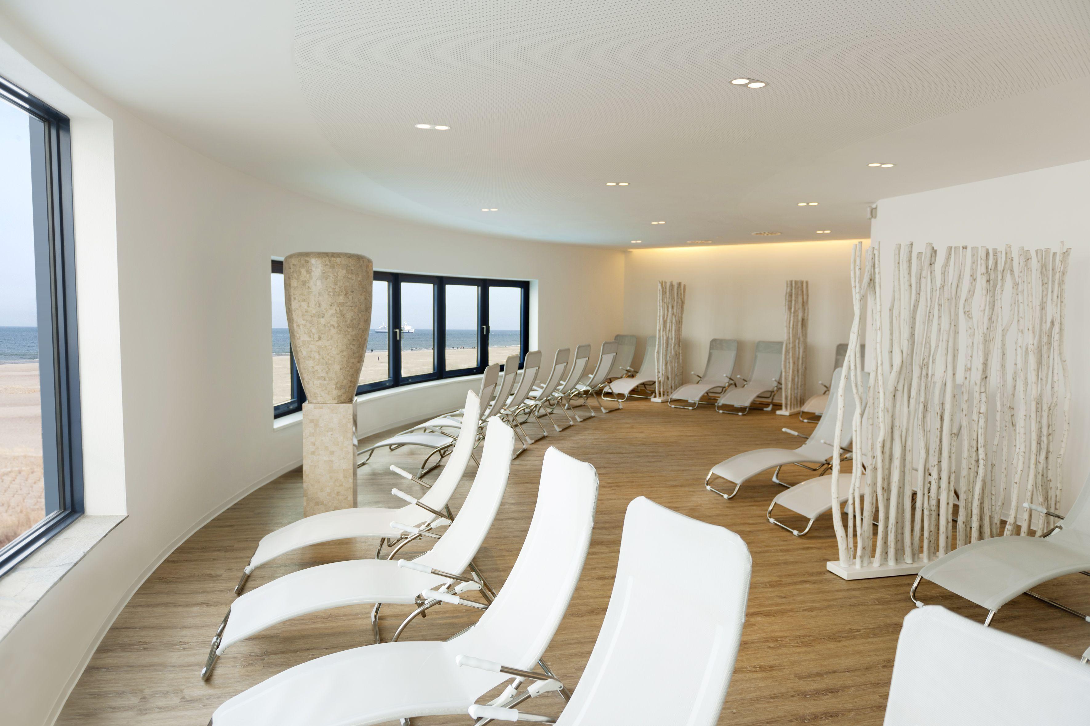 Aja Warnemünde Hotel 4*