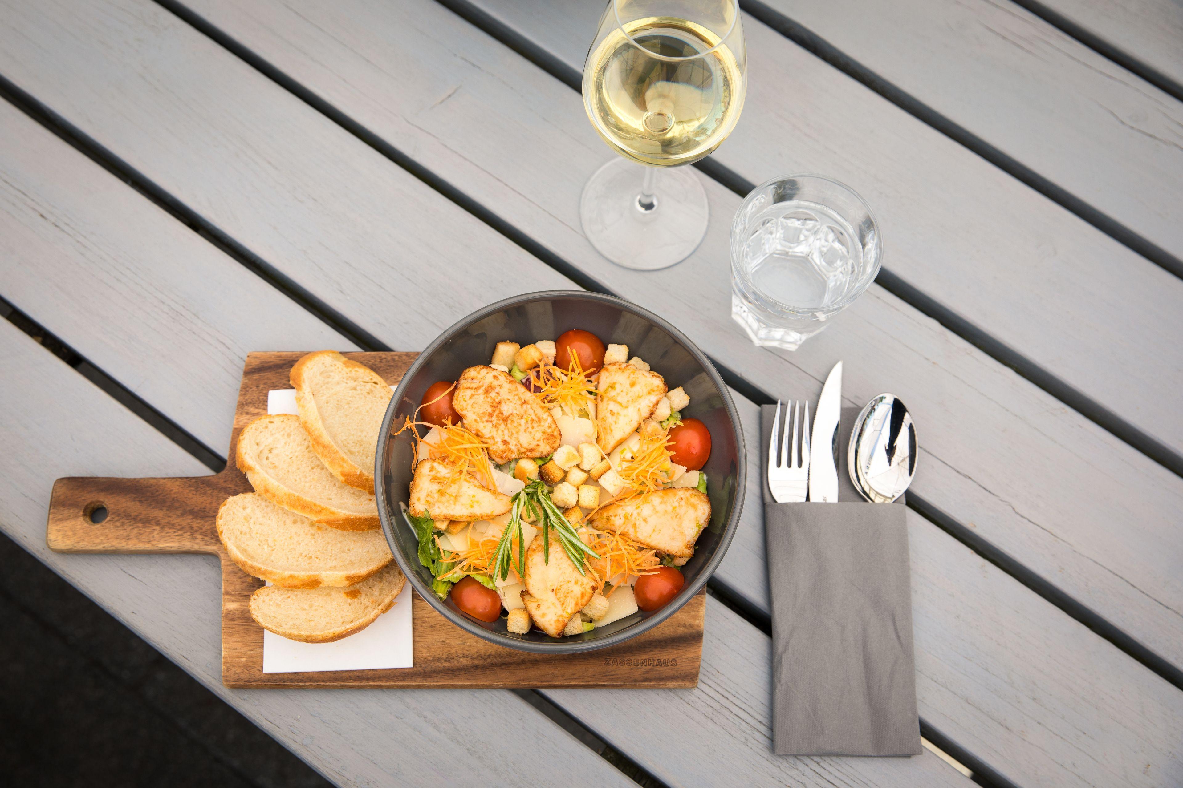 Aja Warnemünde Hotel 4*