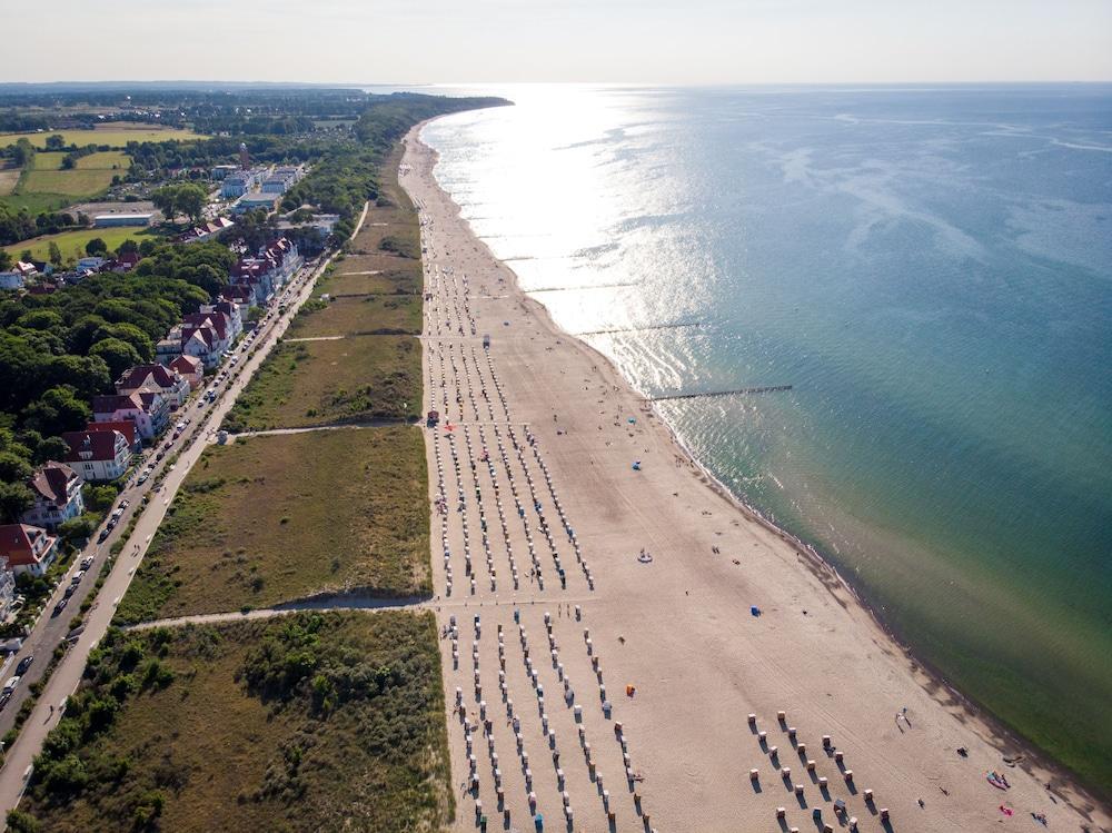 Hotel Aja Warnemünde 4*